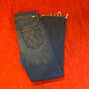 MOTHER- Mid Rise DAZZLER Crop Fray- Size 29